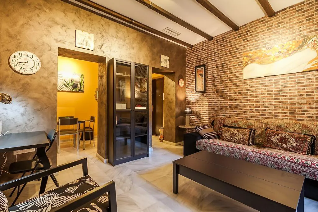 Apartman Alf8 Apartamento En Triana Con Dos Terrazas Sevilla